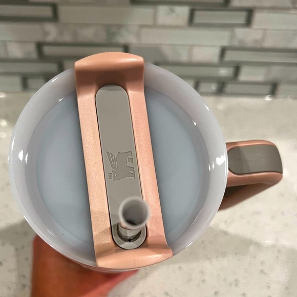 NWT Pink Dusk Stanley - 40 oz - Picture 3 of 4